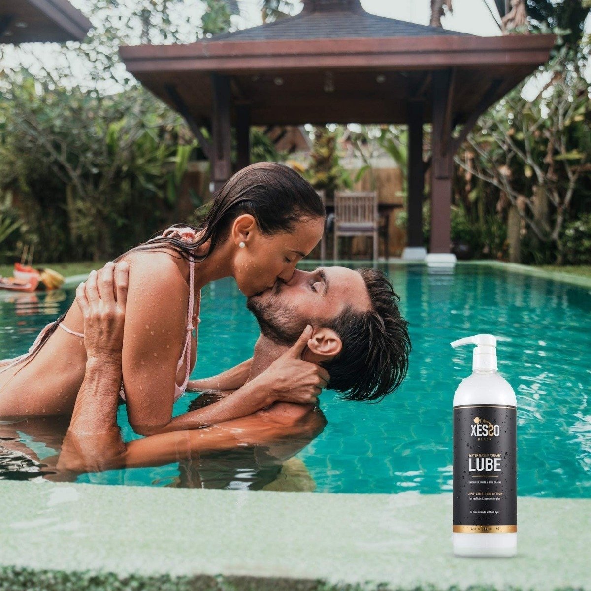 Lubricante Blanco Cremoso A Base De Agua, Xesso, Lube, 32 Oz Sabor Sin Sabor - Image 2