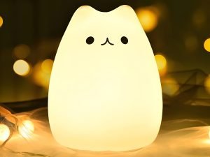 Goline Lámpara Led De Mesilla De Noche Con Forma De Gato Color De La Estructura Blanco Color De La Pantalla Amarillo
