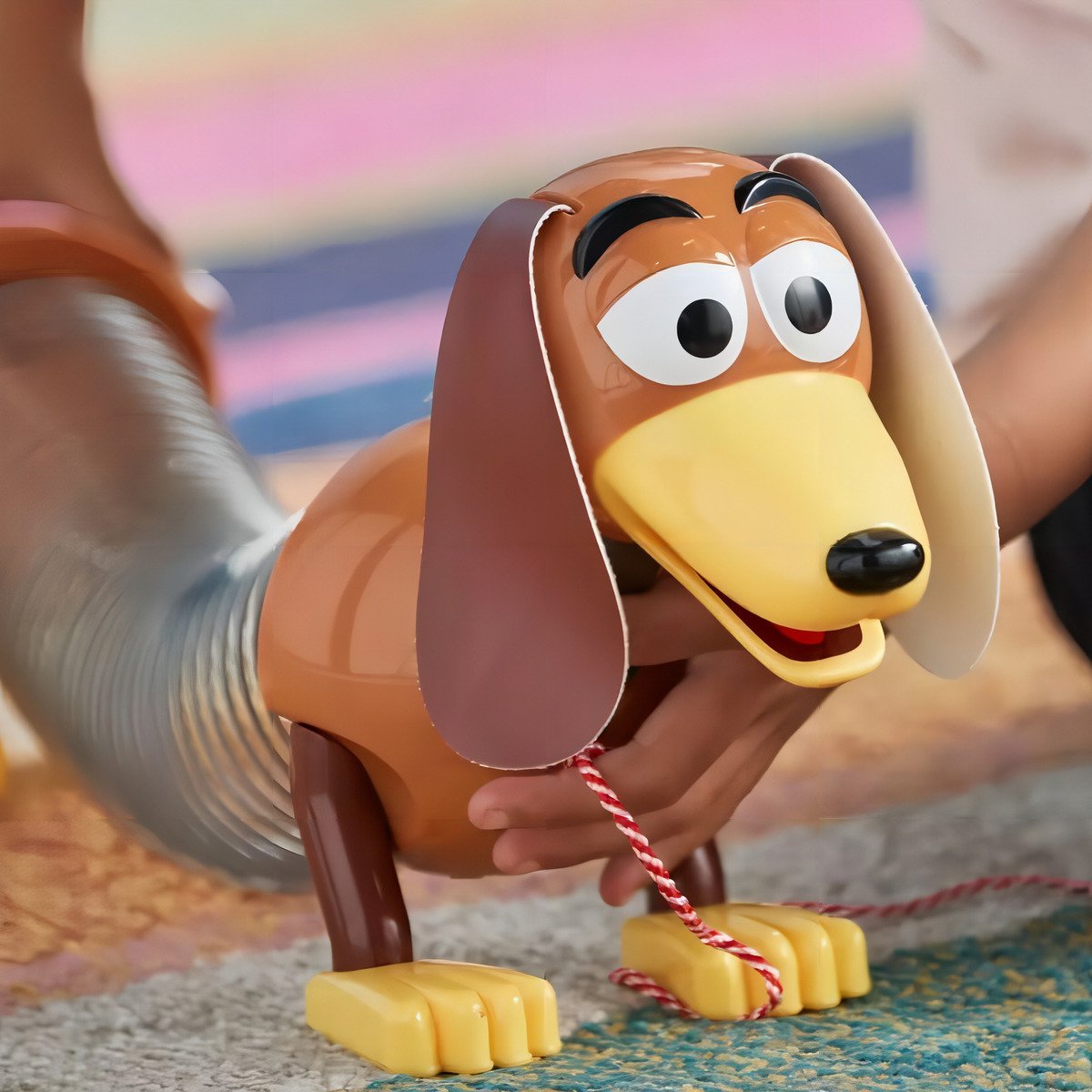 Disney Slinky Dog Talking Figura De Acción Toy Story - Image 2